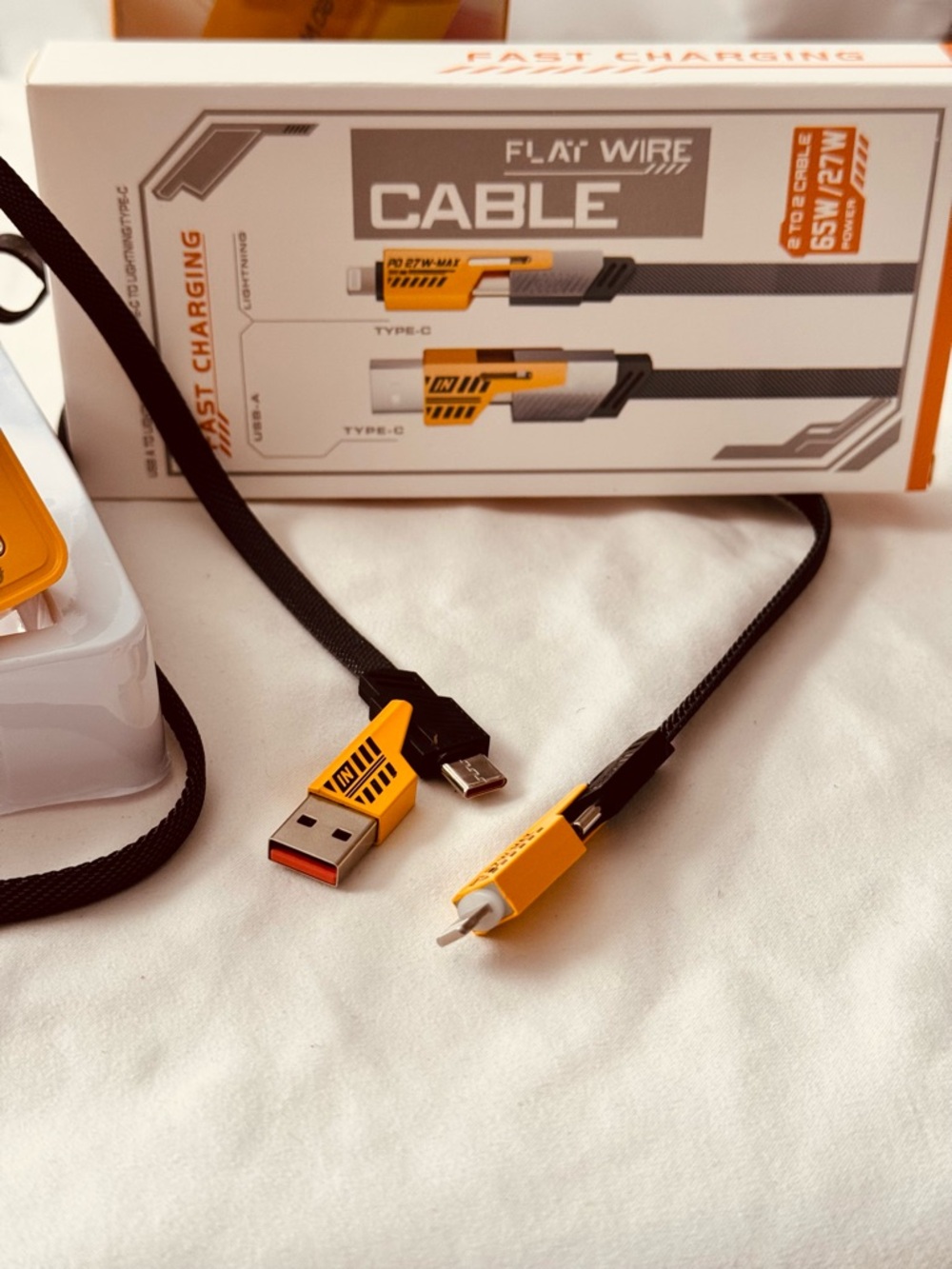 Fast Charging USB C Wall Charger Block Braided Cable 20W PD MultiPort Yellow NIB - Picture 6 of 9